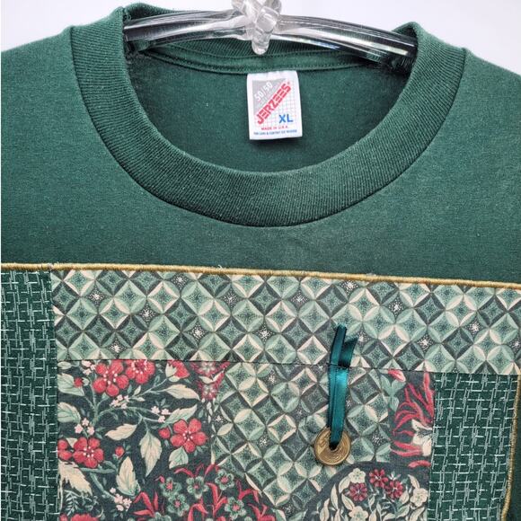 Jerzees Vintage Green Asian Quilted Patch Coin Embellished Short Sleeve T Shirt - Picture 6 of 13